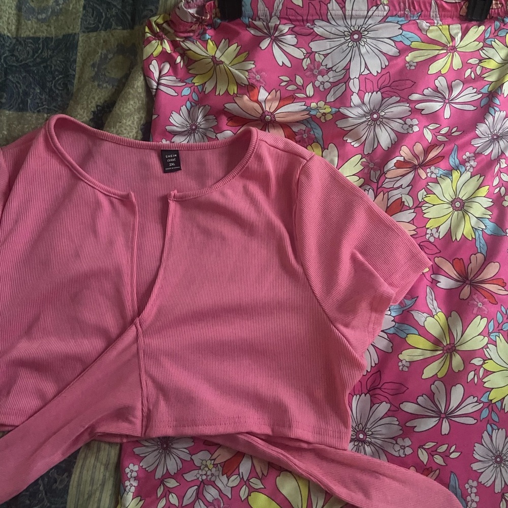 Pink Ribbed Wrap Set - Picture 4 of 7